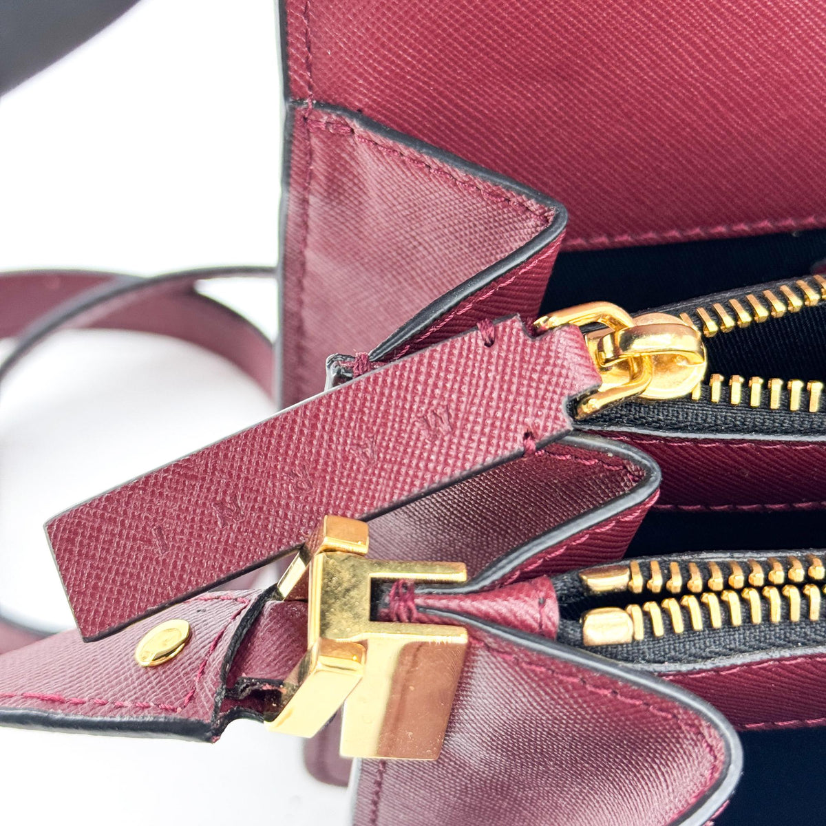 Marni Saffiano Medium Trunk Bag Burgundy