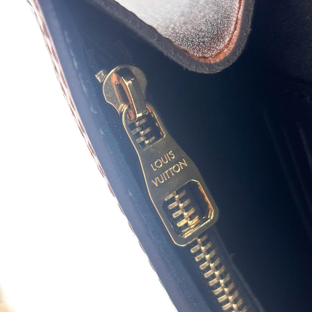 Louis Vuitton Micro Dauphine Chain Shoulder Bag Monogram Reverse