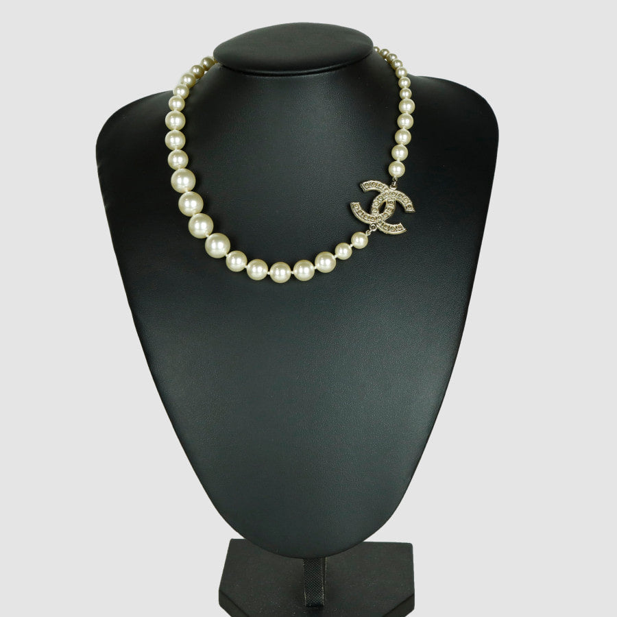 CC Pearl Necklace A64757