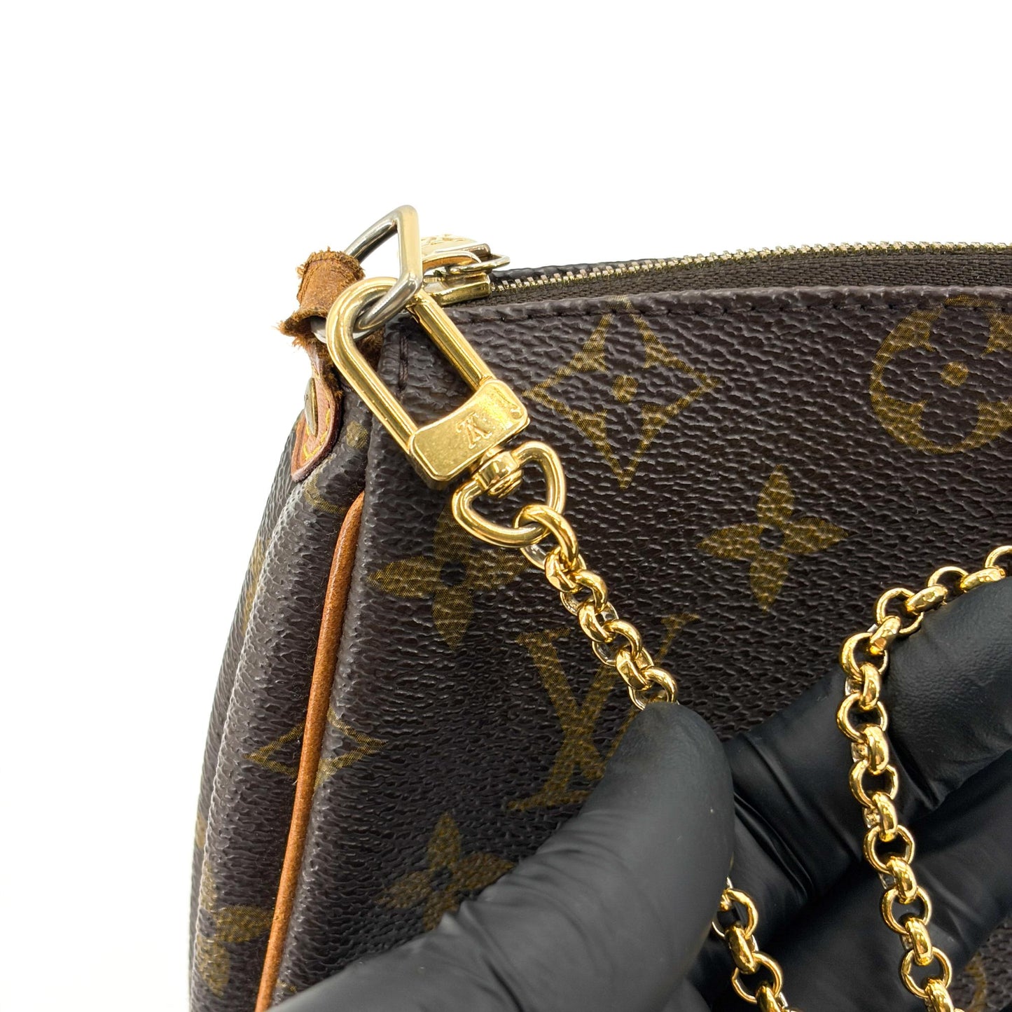 Louis Vuitton Monogram Eva Clutch Brown