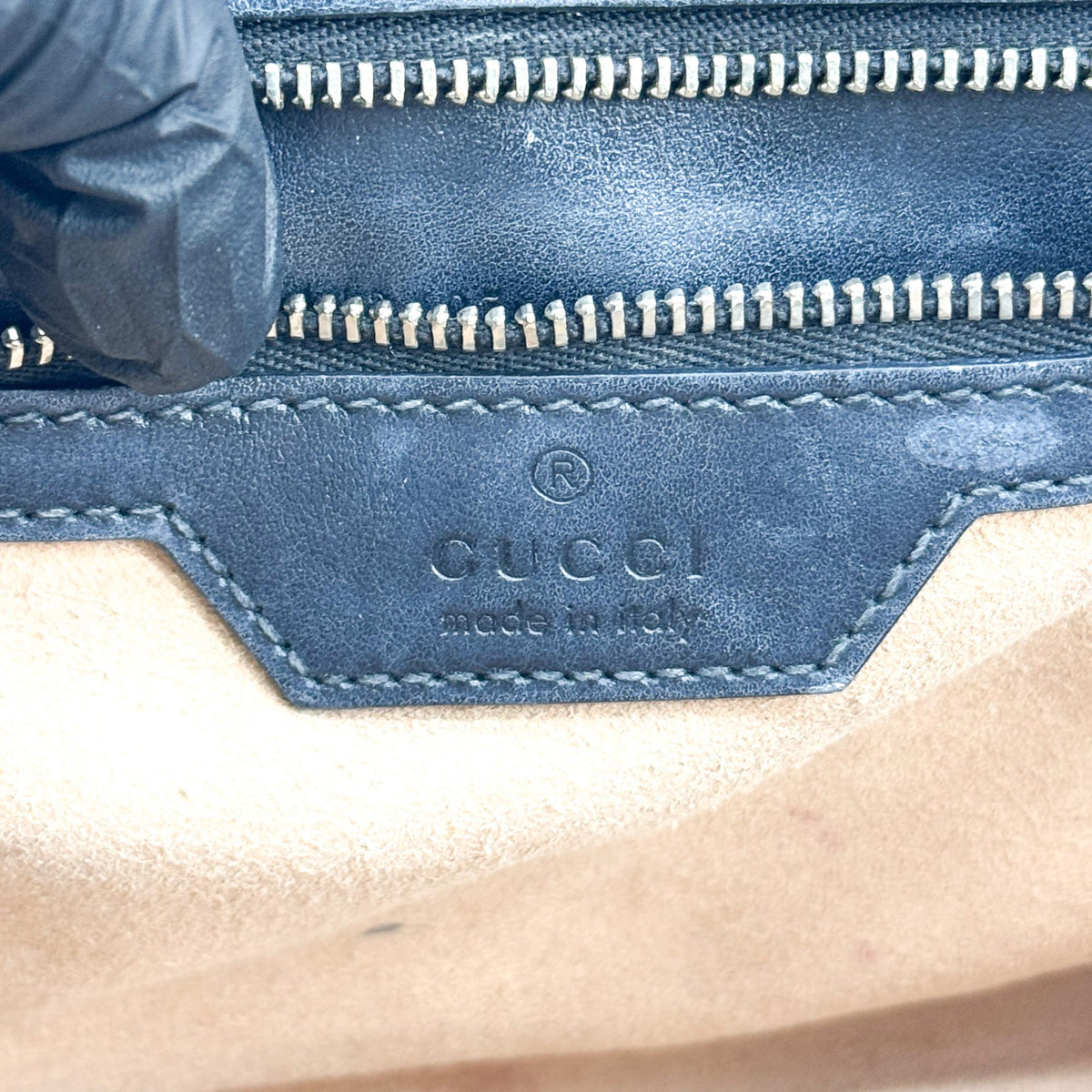Gucci GG Marmont Matelassé Chain Shoulder Bag Navy Silver Hardware