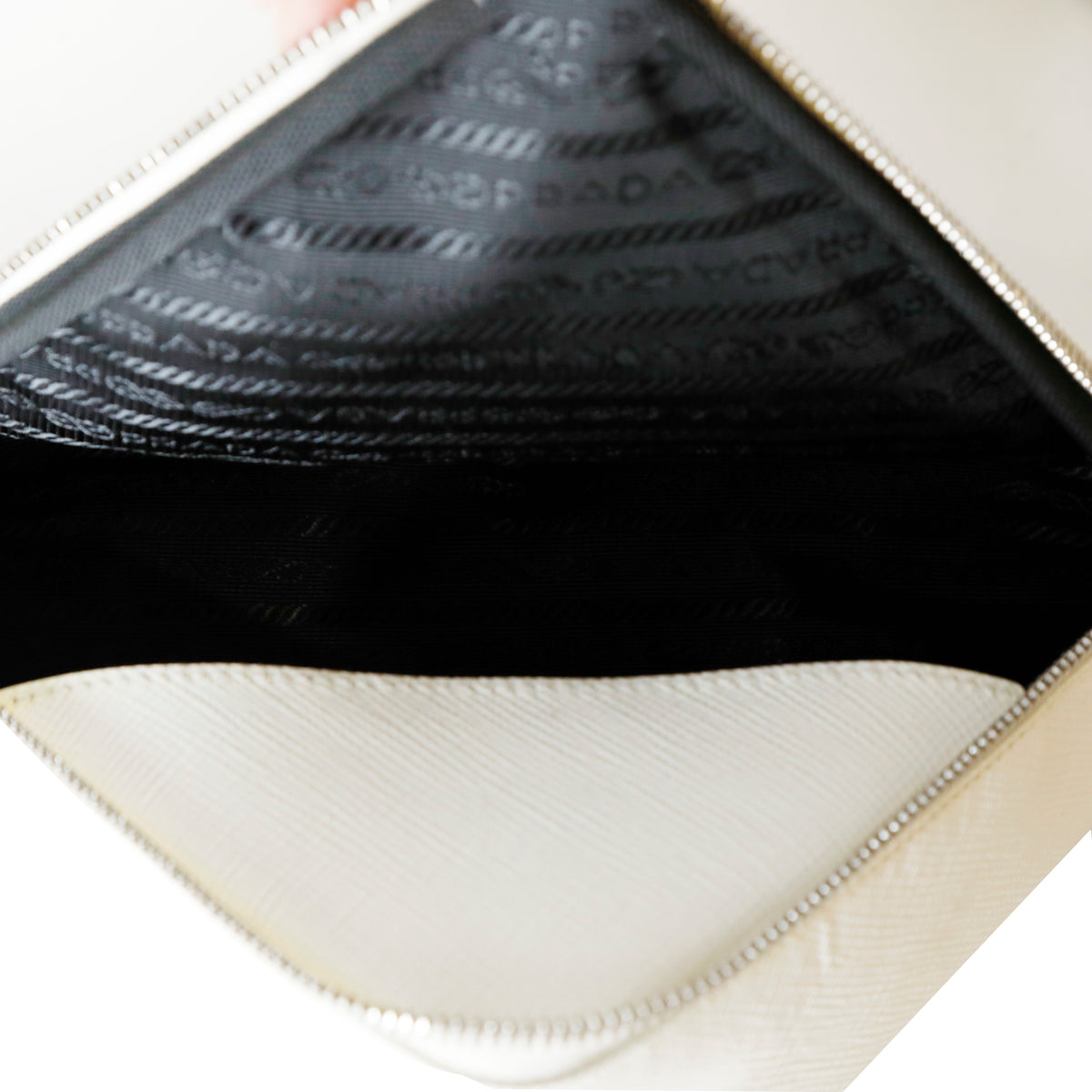 Saffiano Triangle Belt Bag 2VL039