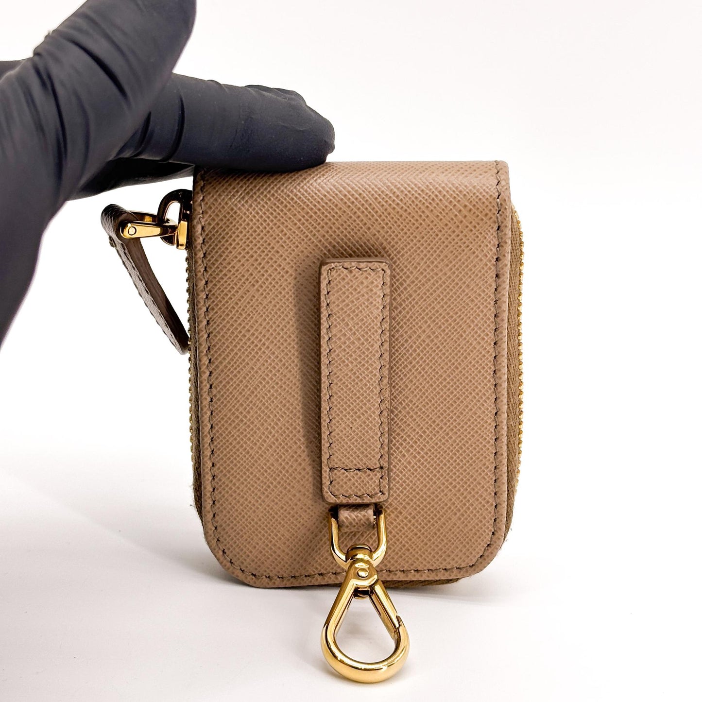 Prada Re-edition 2005 Saffiano Leather Shoulder Bag Beige