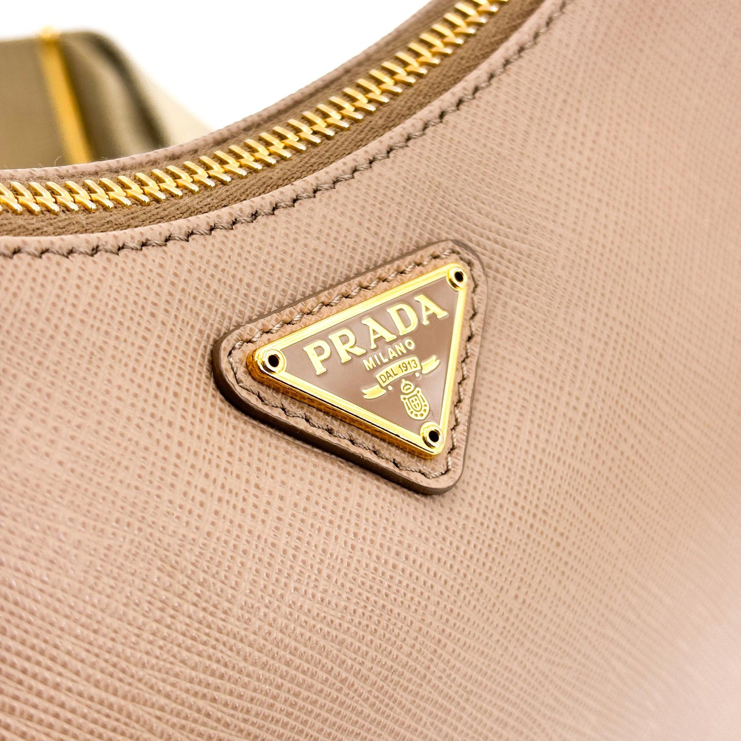 Prada Re-edition 2005 Saffiano Leather Shoulder Bag Beige