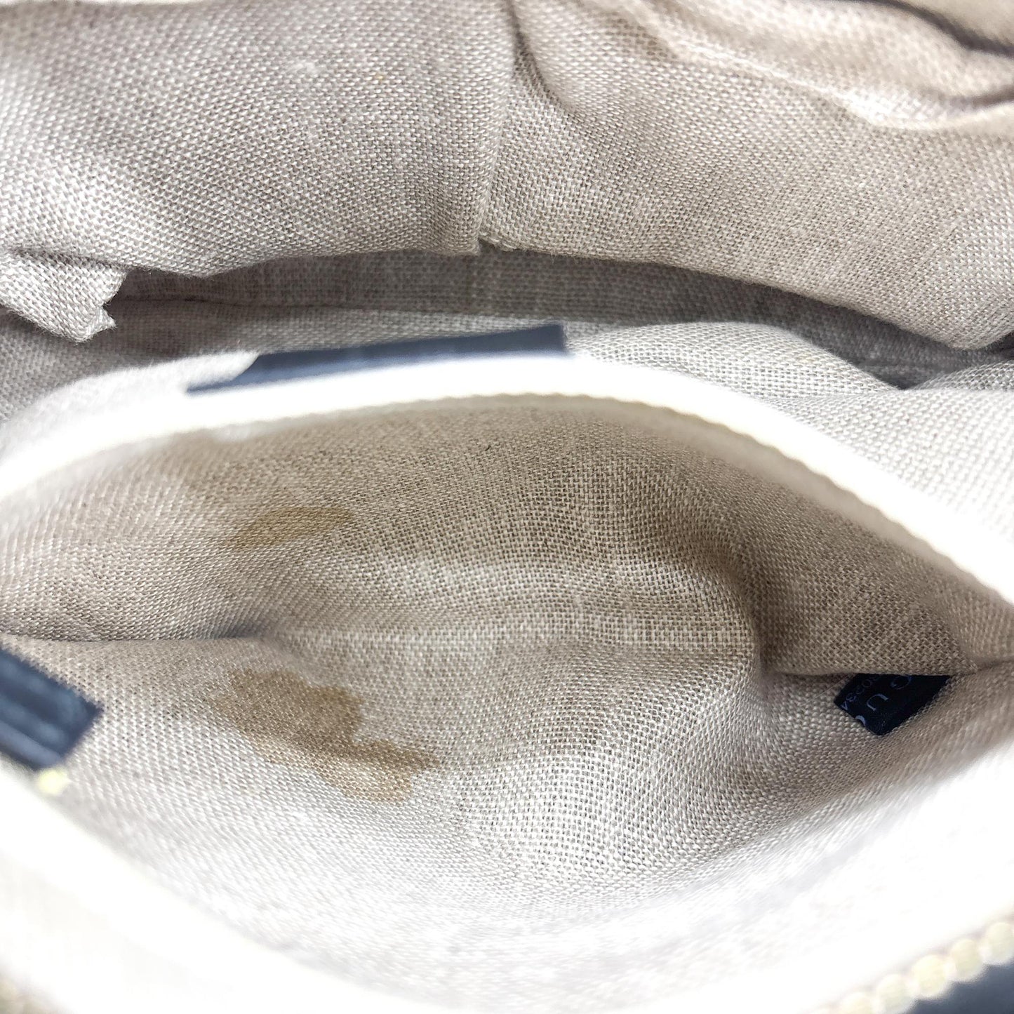 Gucci Microguccissima Bree Tote Bag Medium Black