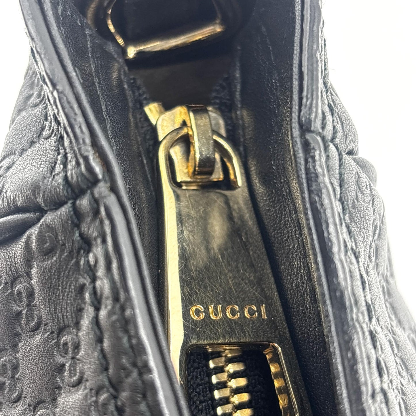 Gucci Microguccissima Bree Tote Bag Medium Black