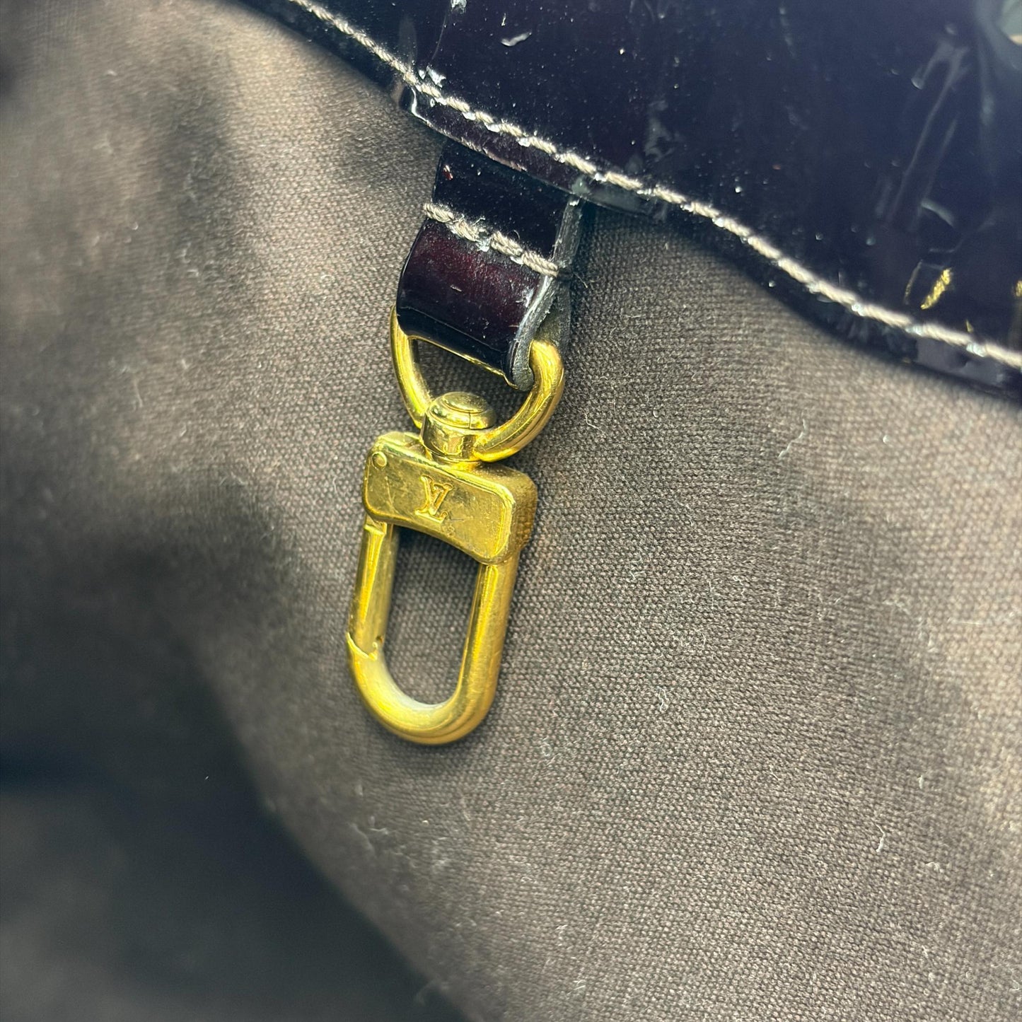 Louis Vuitton Monogram Vernis Wilshire PM Amarante