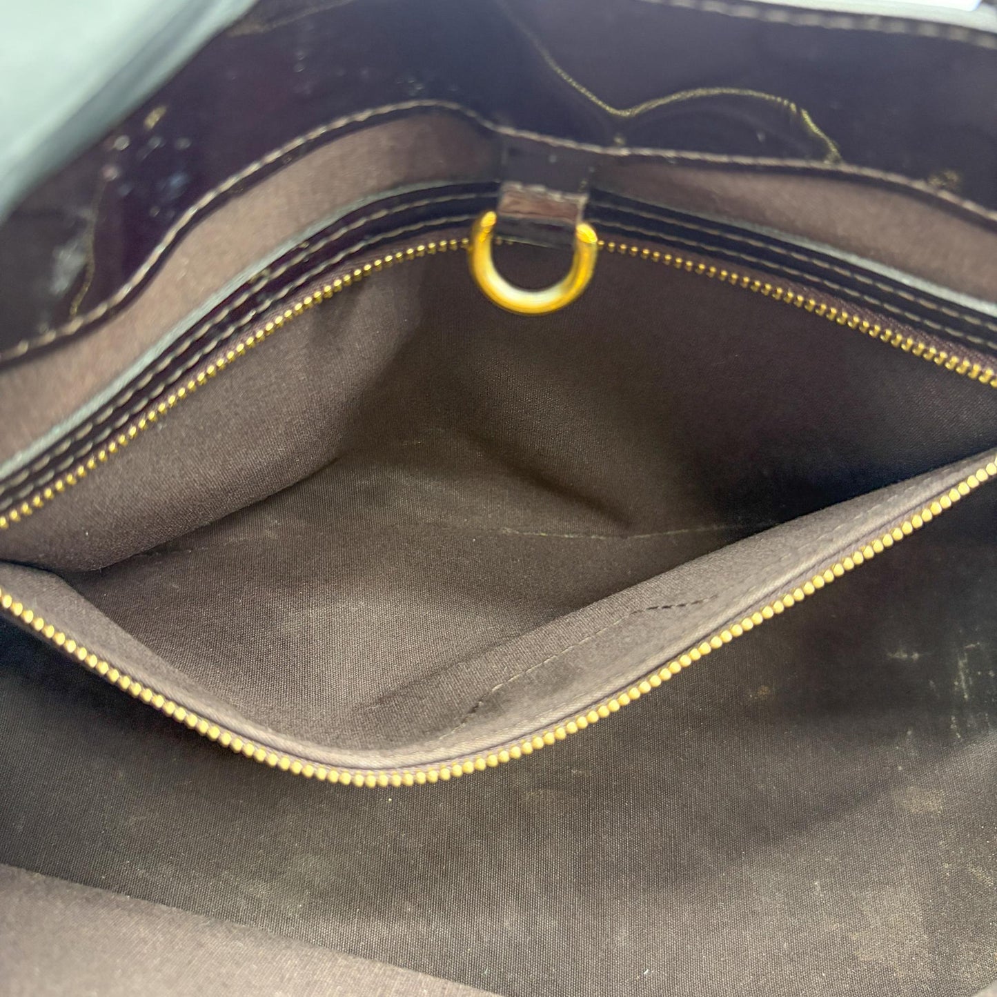 Louis Vuitton Monogram Vernis Wilshire PM Amarante