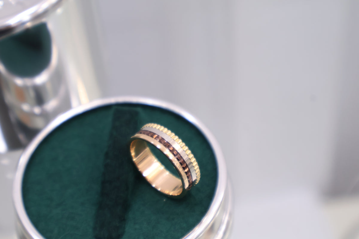 Quattro Classic Ring Small JRG00290, purchased at department store, size 61