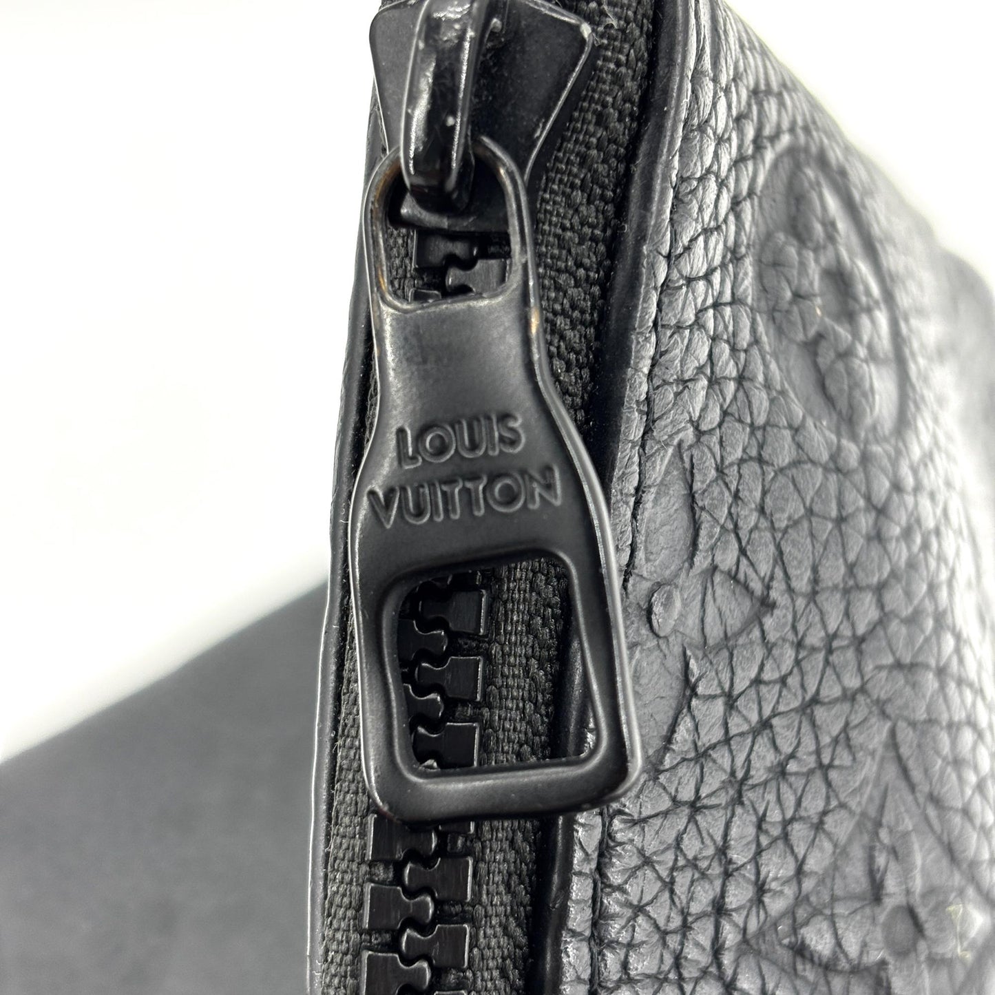 Louis Vuitton Monogram Shadow Pochette Discovery Black