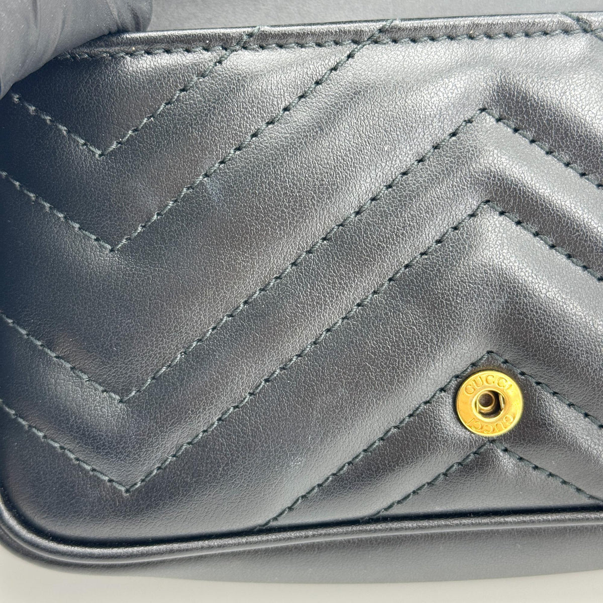 Gucci GG Marmont Matelassé Super Mini Crossbody Bag Black