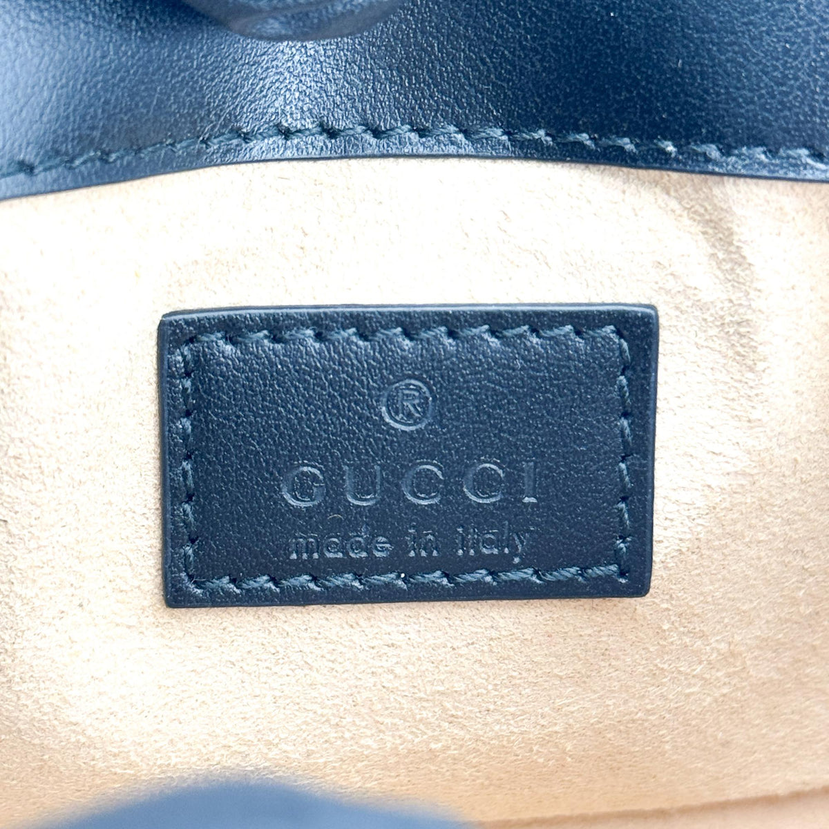 Gucci GG Marmont Matelassé Super Mini Crossbody Bag Black