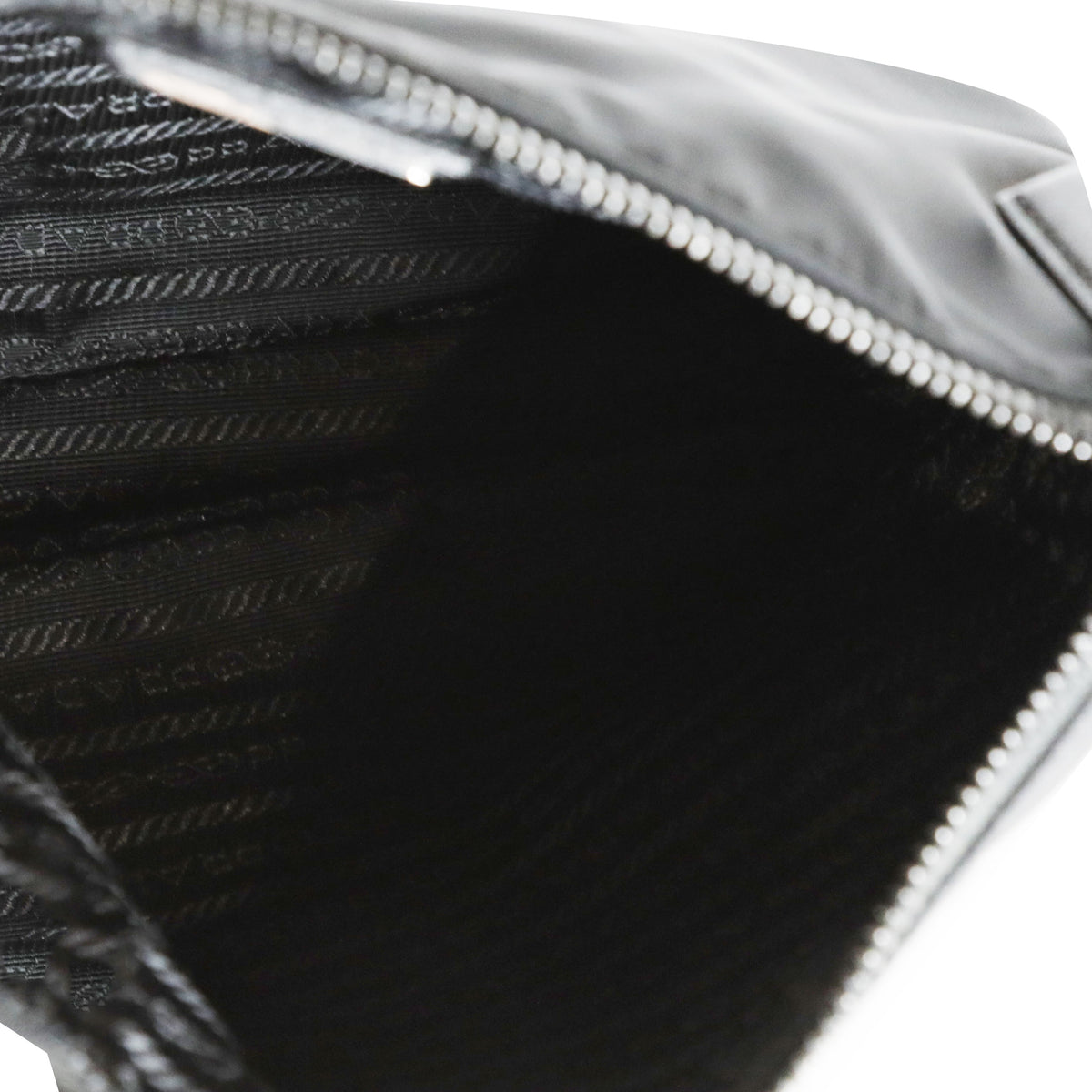 Re-Nylon Shoulder Bag Crossbody Bag 2VH113