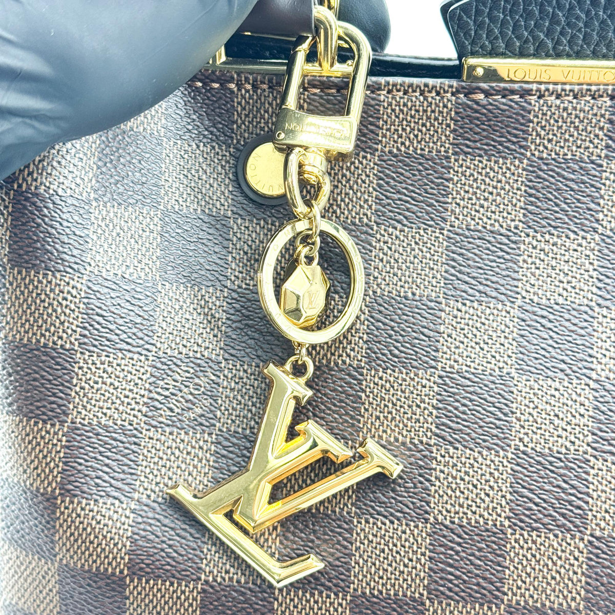 Louis Vuitton Brittany Damier Ebène Tote Bag Noir