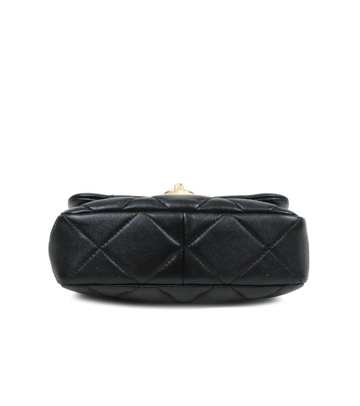 Chanel Black Lambskin Heart Turn-Lock Flap Shoulder Bag