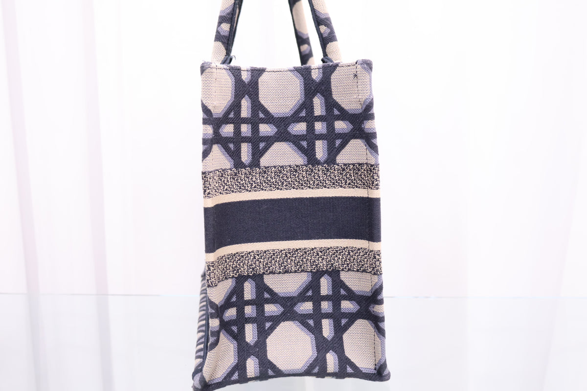 Medium Beige Blue Book Tote Bag M1296ZZAU M828