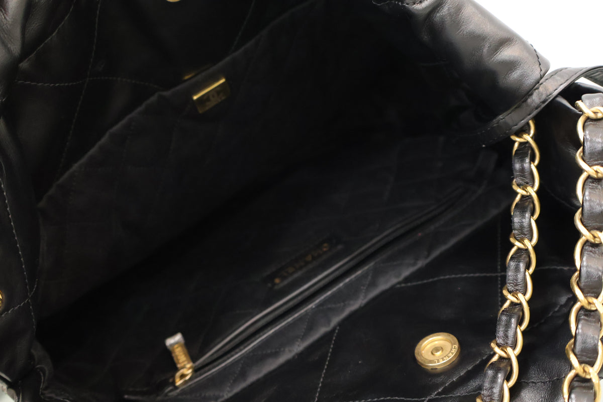 22 Bag Small Black Gold Hardware Built-in Chip Shoulder Bag AS3260