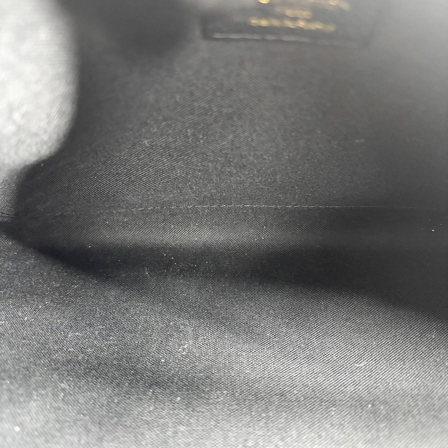 Louis Vuitton Monogram Empreinte Daily Pouch Black