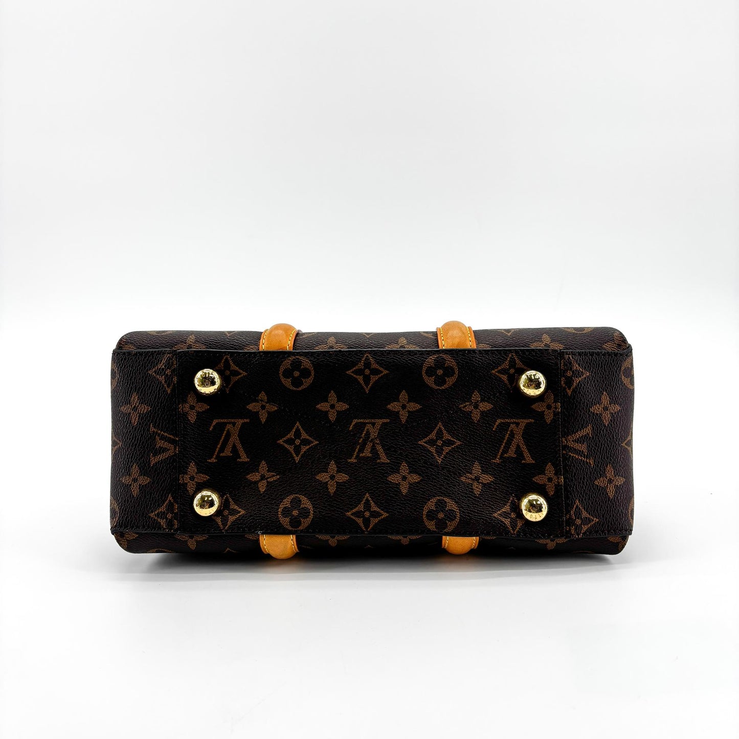 Louis Vuitton Monogram Montaigne MM