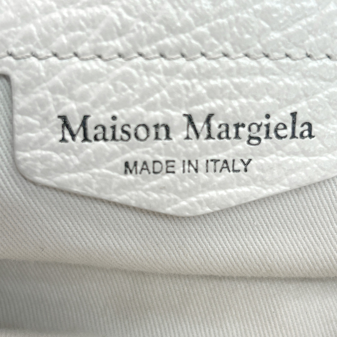 Maison Margiela Gray Small 5AC