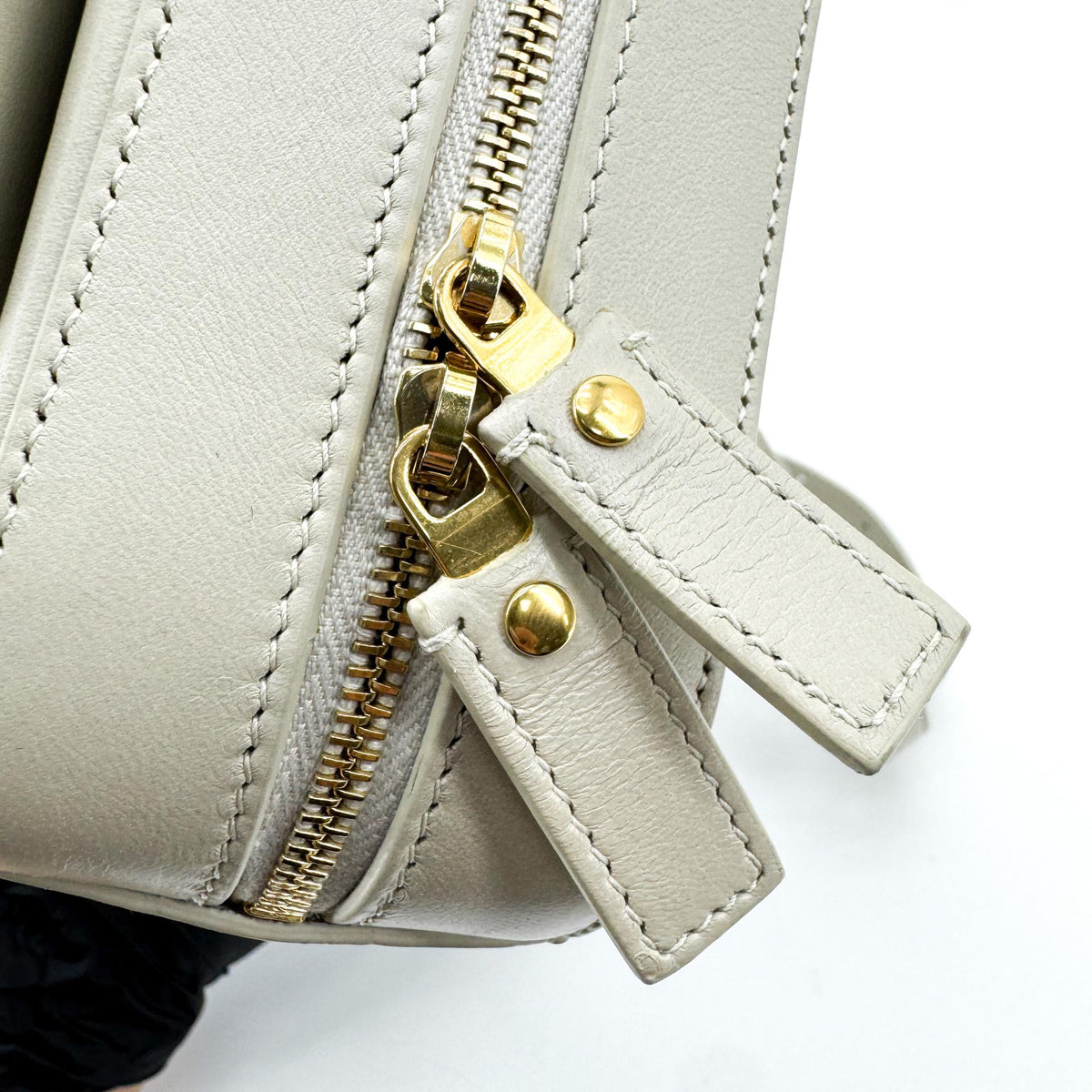 Saint Laurent Vicky Toy Camera Bag Ivory Gold Hardware