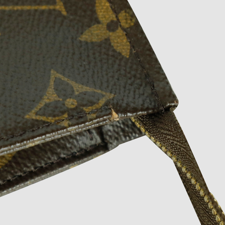 Monogram Poche Toilette 26 Pouch M28264