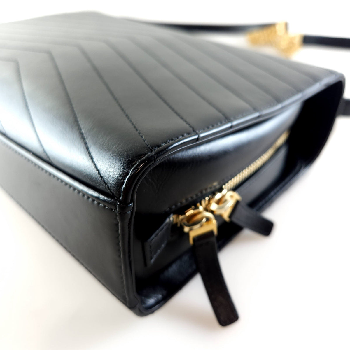 Chevron Flap Shoulder Bag A57492