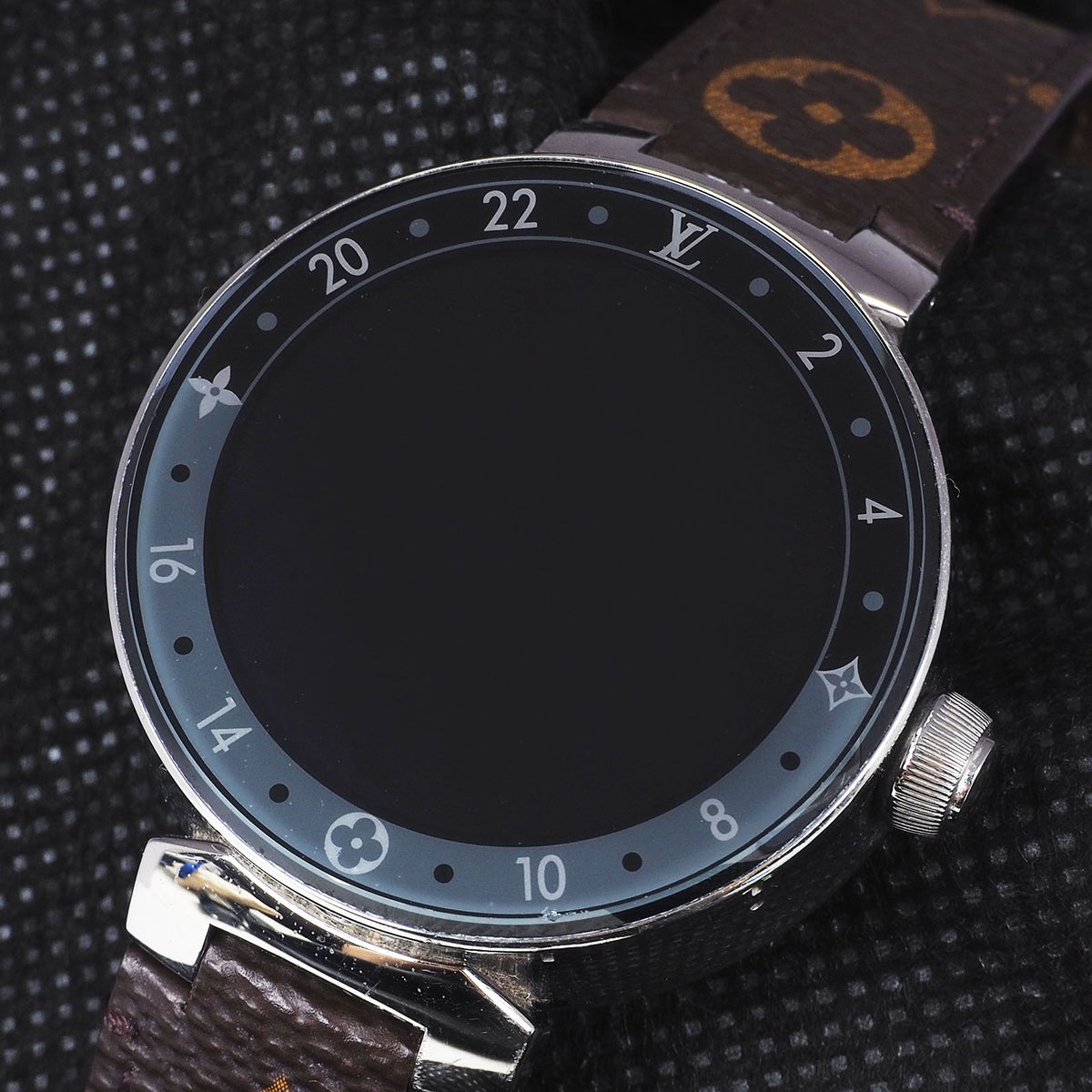 Louis Vuitton QA050 Tambour Horizon Smartwatch Leather Band Watch