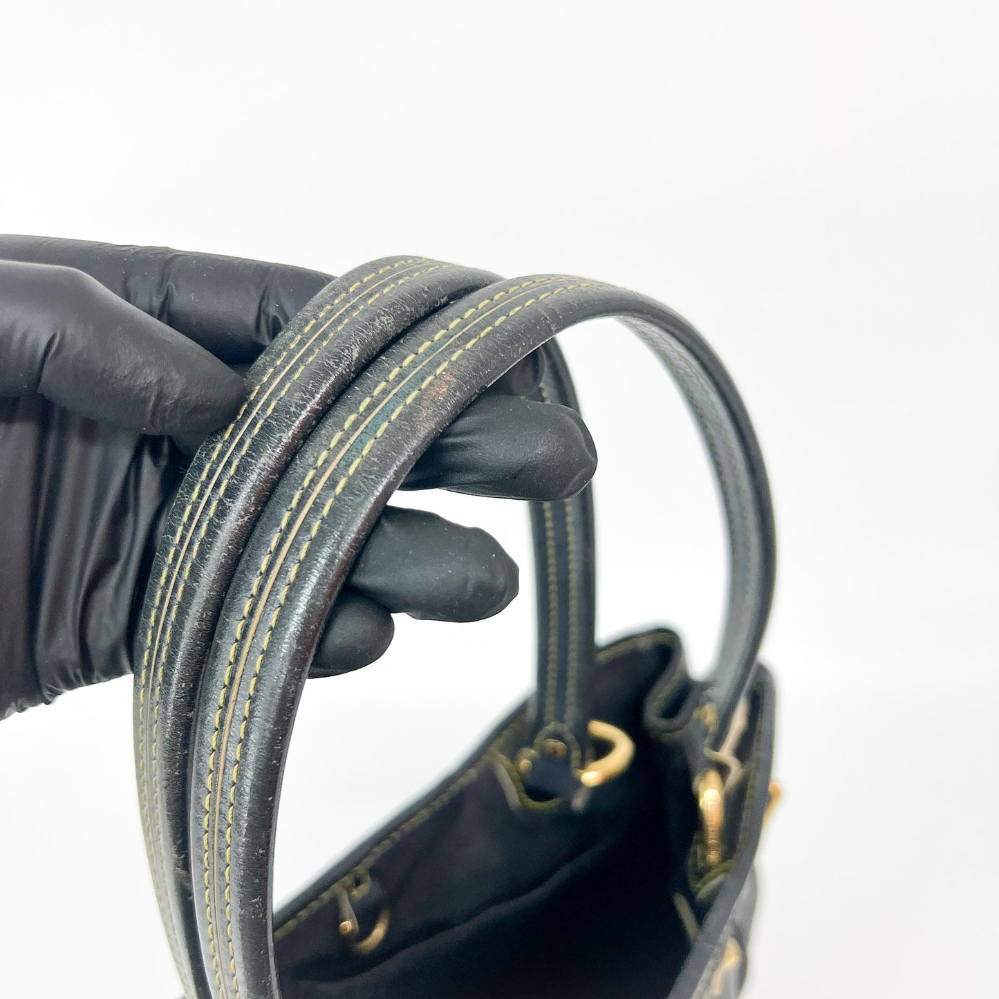 Louis Vuitton Suhali Le Fabulous Black