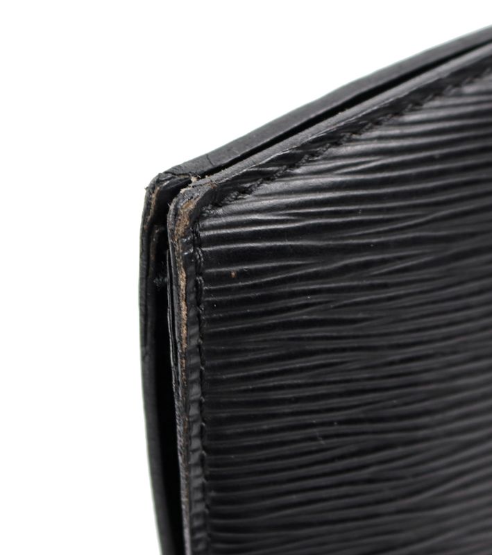Louis Vuitton Black Epi Saint-Jacques