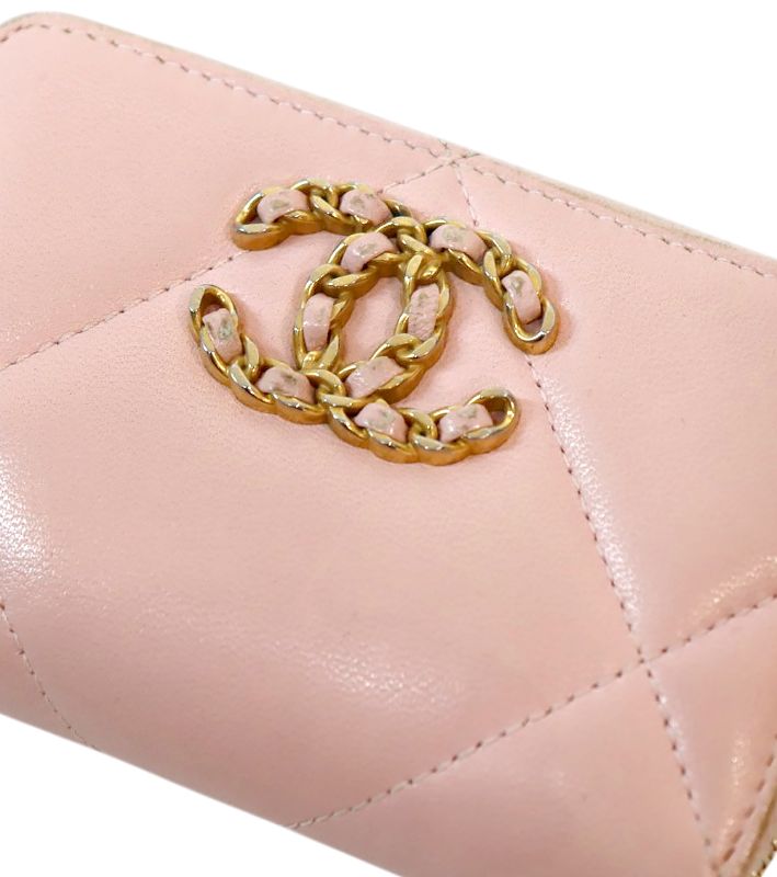 Chanel Pink Lambskin 19 Zipper Card Wallet