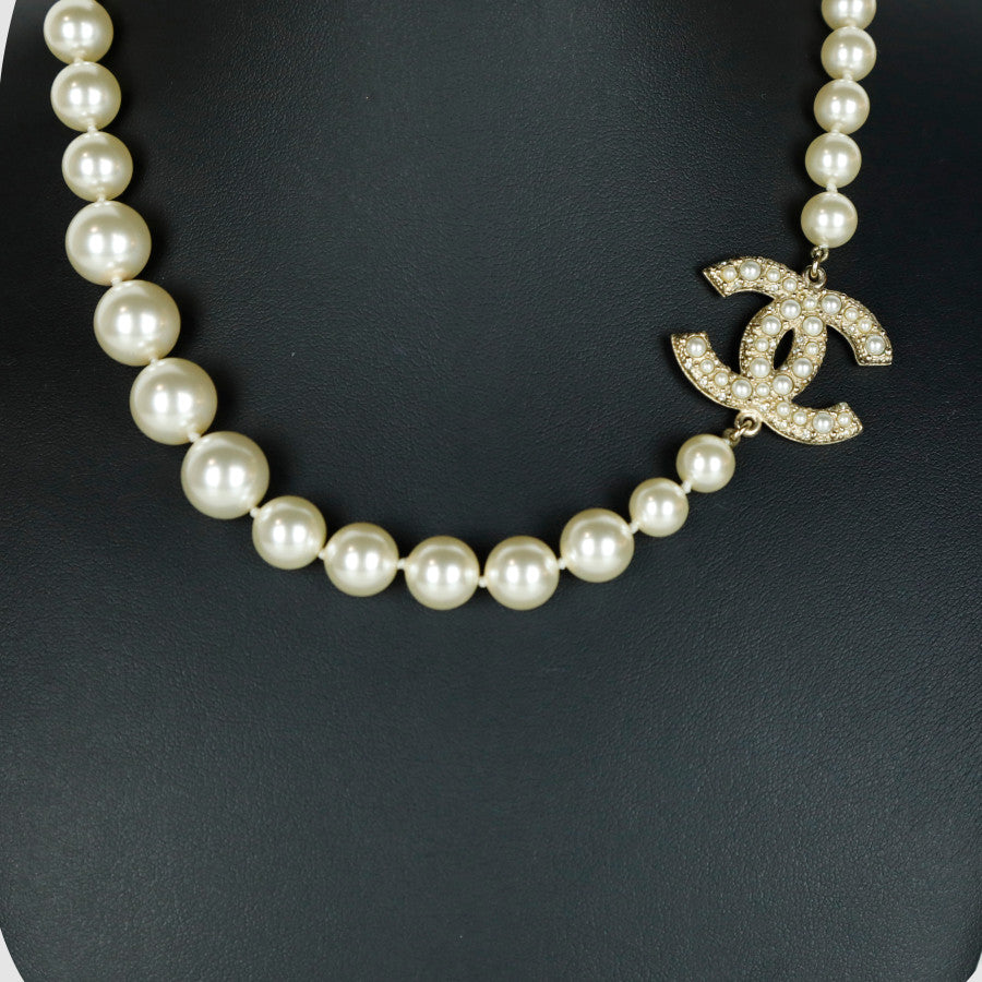 CC Pearl Necklace A64757