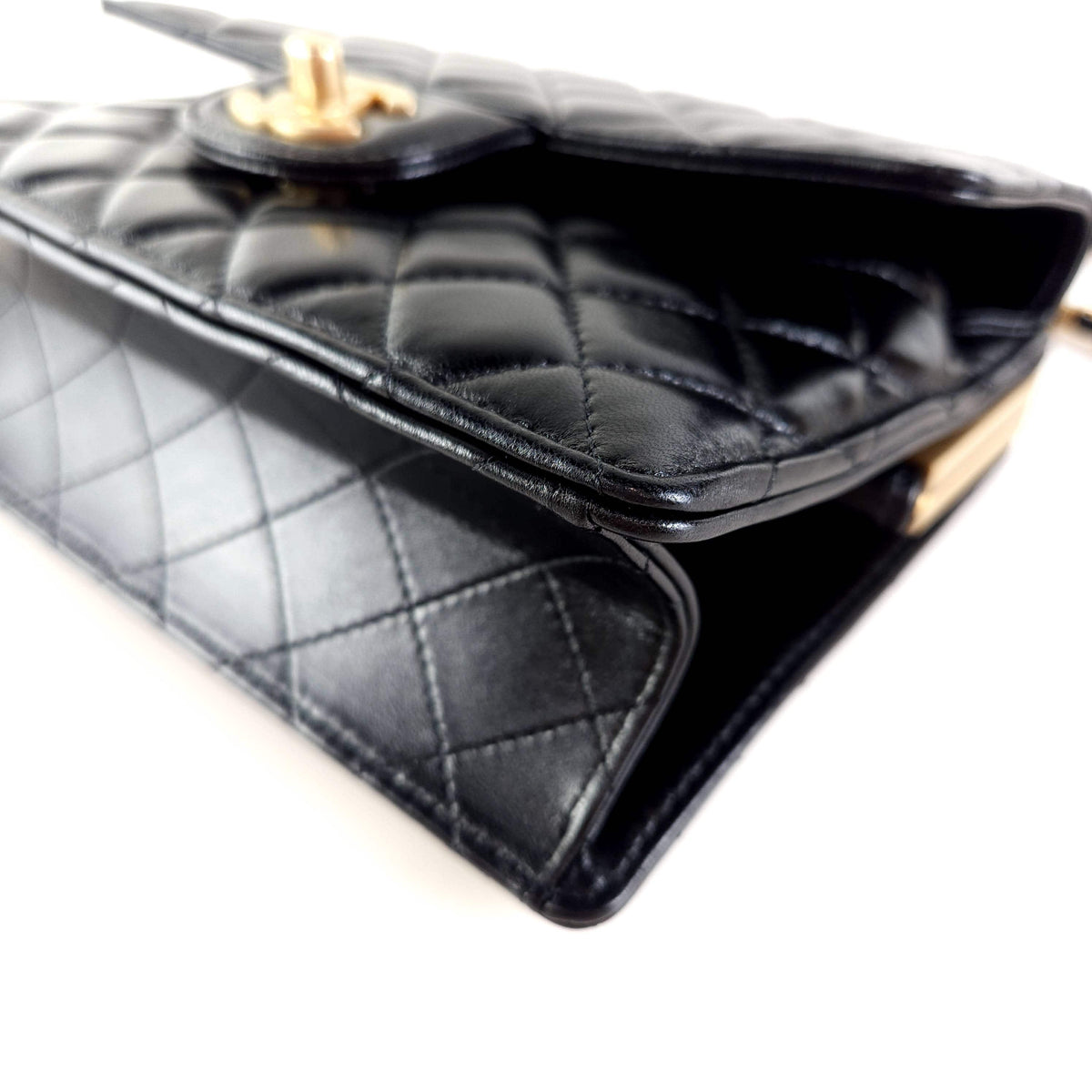 Metal Clip Flap Shoulder Bag AS4479