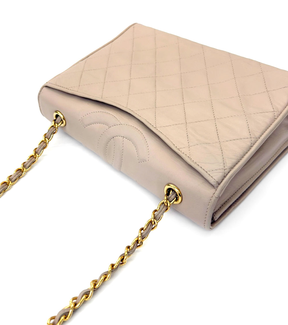 Chanel Vintage Chain Shoulder Bag