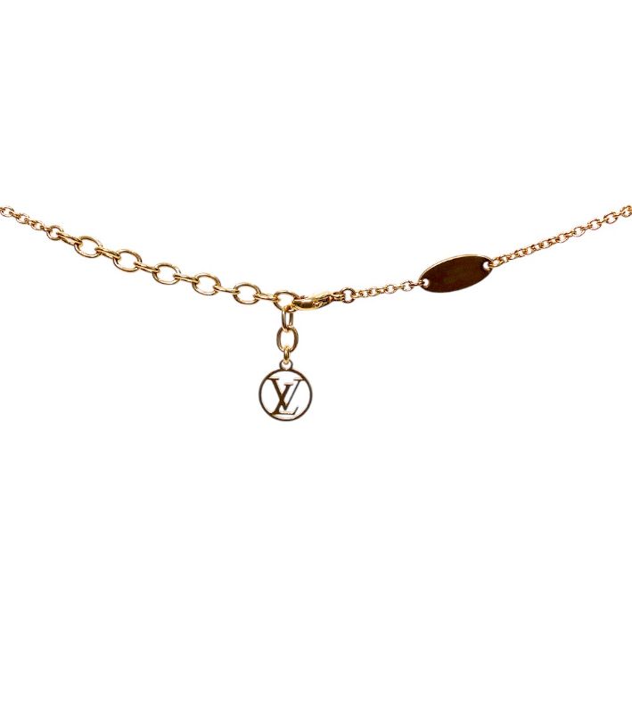 Louis Vuitton Essential V Necklace