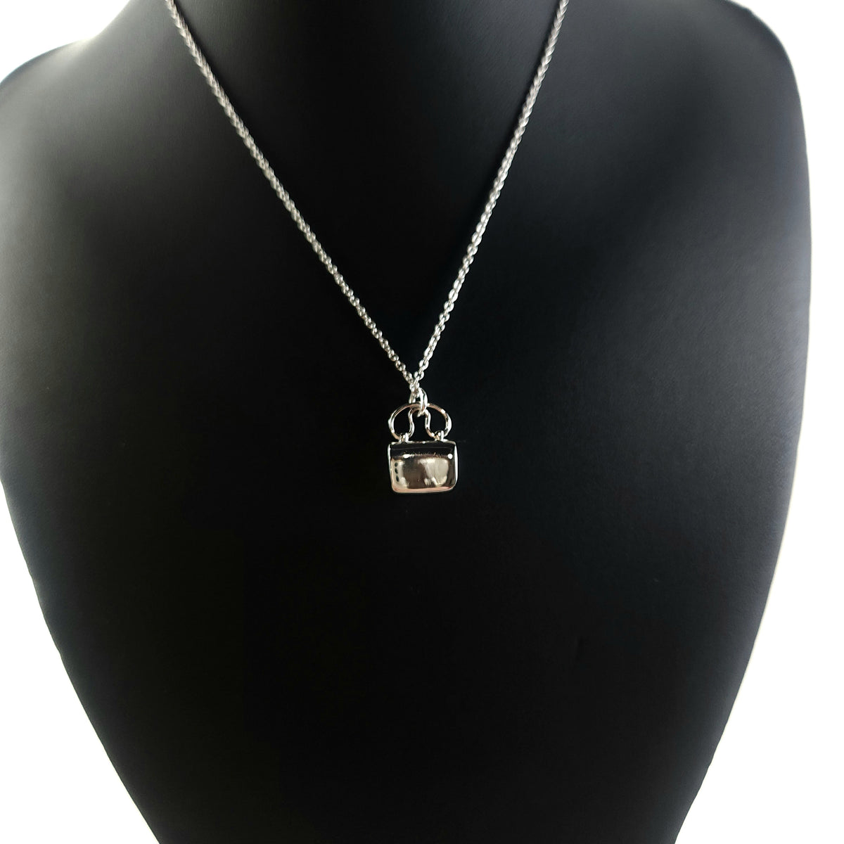 Amulet Constance Diamond White Gold Pendant Necklace H121316B