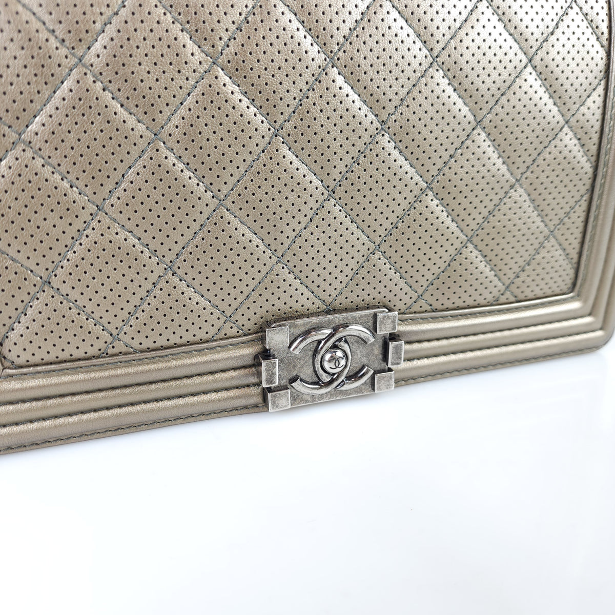 New Medium Boy Season Flap Shoulder Bag Crossbody Bag A92193