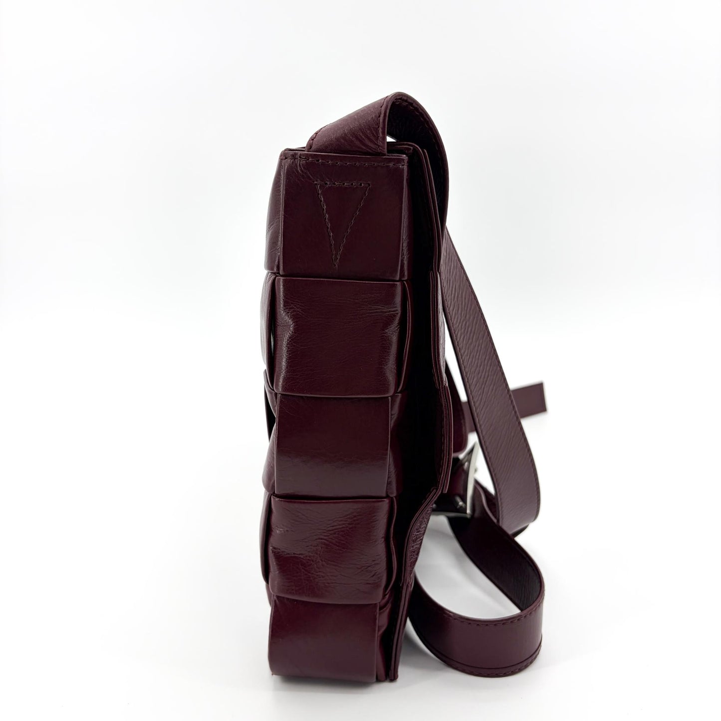 Bottega Veneta Cassette Bag Burgundy