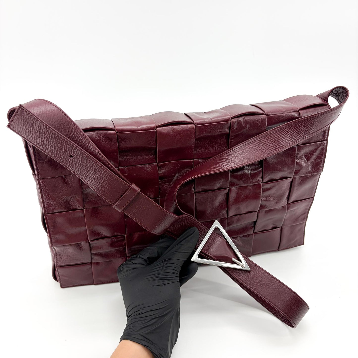 Bottega Veneta Cassette Bag Burgundy