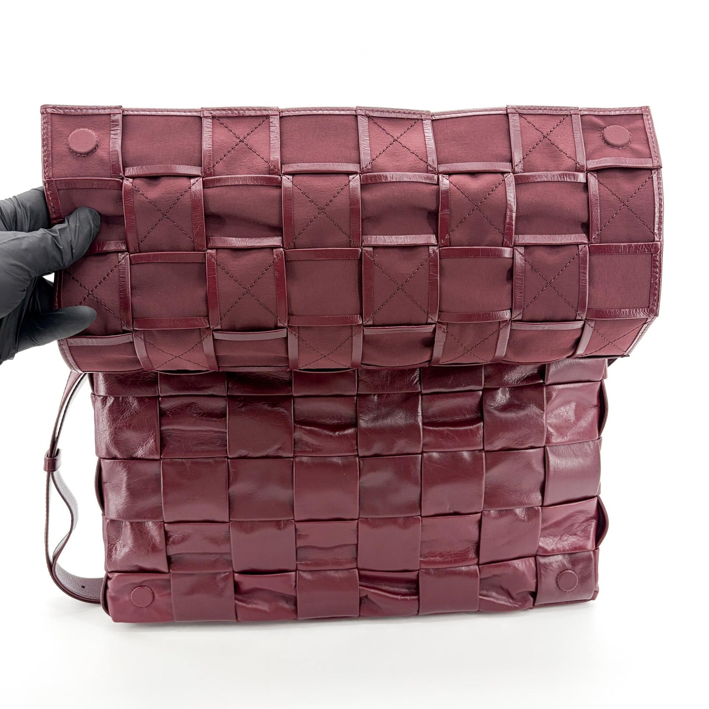 Bottega Veneta Cassette Bag Burgundy