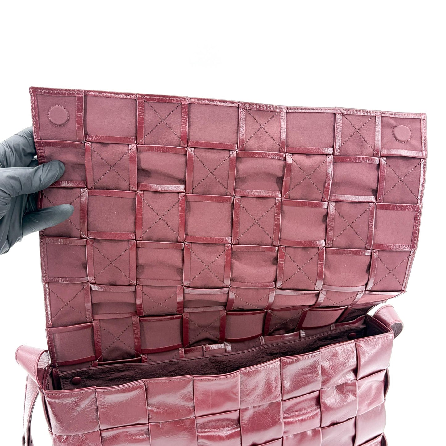 Bottega Veneta Cassette Bag Burgundy