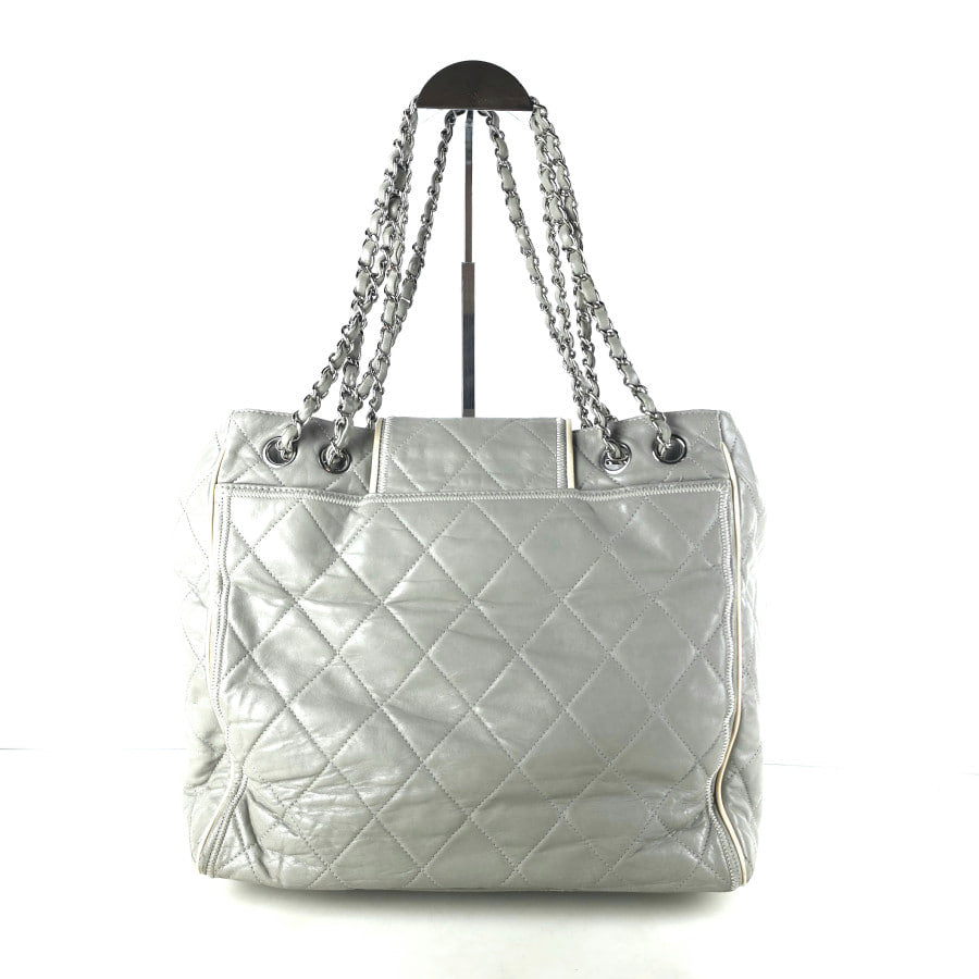 2.55 East West Quilted Chain Shoulder Bag A37696
