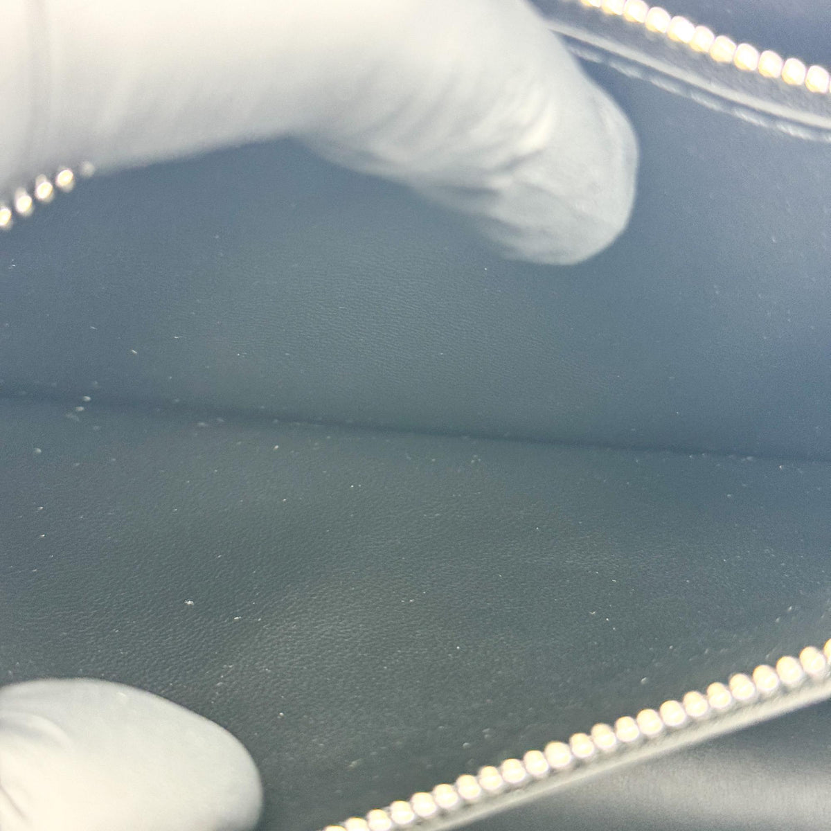 Louis Vuitton Twist PM Epi Silver Hardware Black