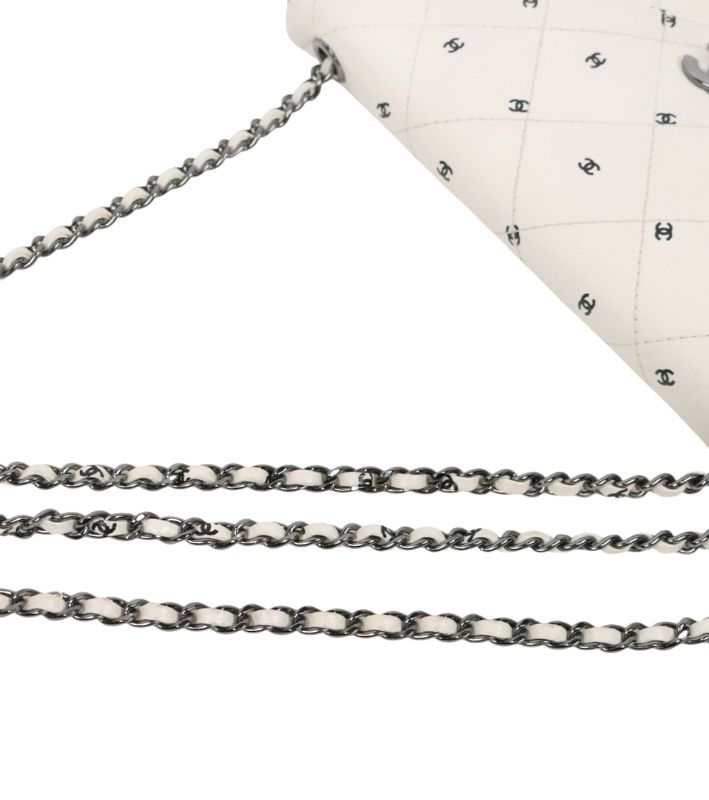 Chanel White Logo Quilted CC Chain Shoulder Bag with Built-in Chip
