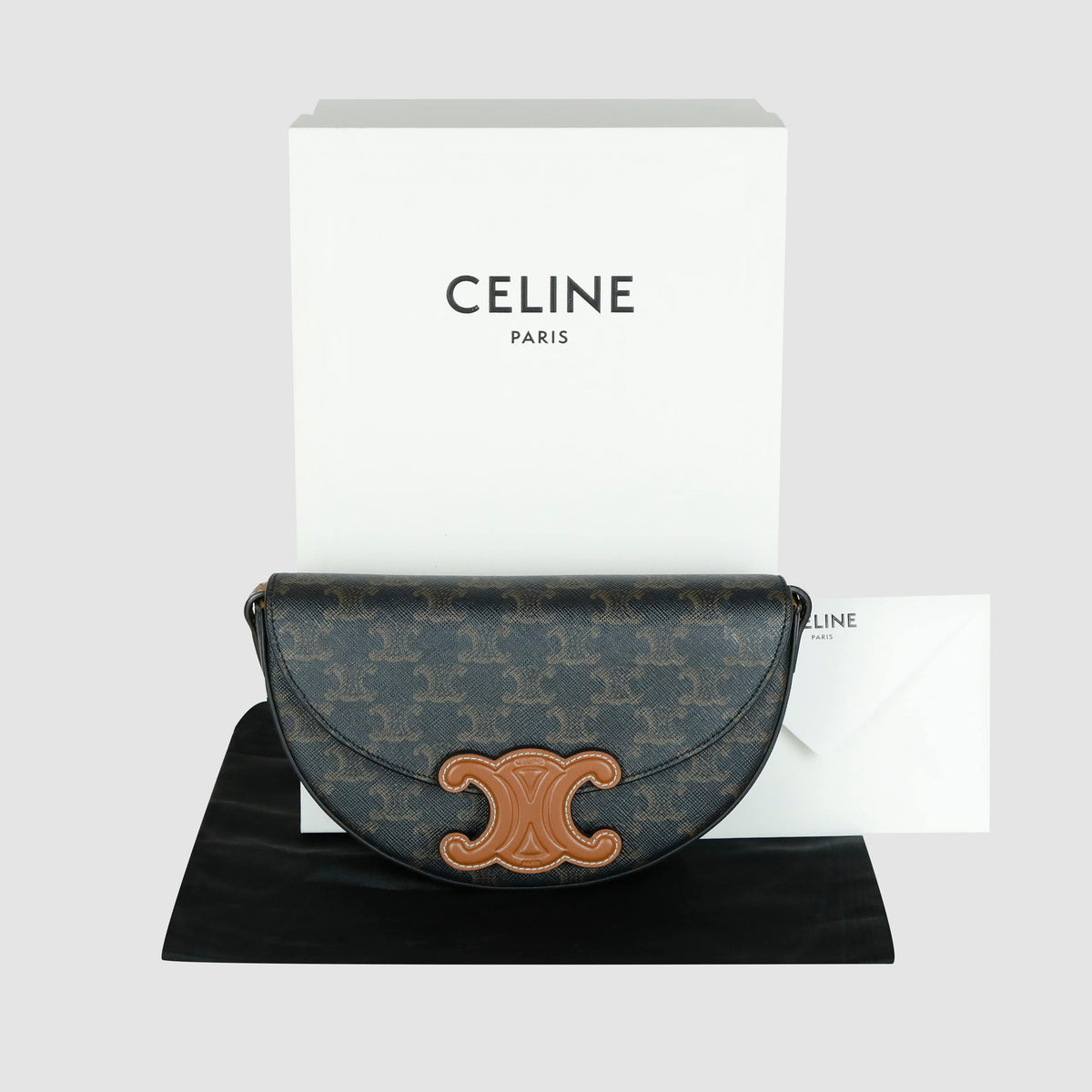 Triomphe Canvas Cuir Besace Shoulder Bag 111232