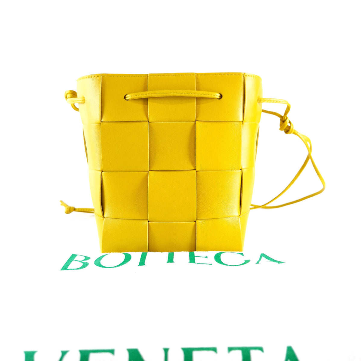 Small Cassette Bucket Bag Shoulder Bag Crossbody Bag 680218