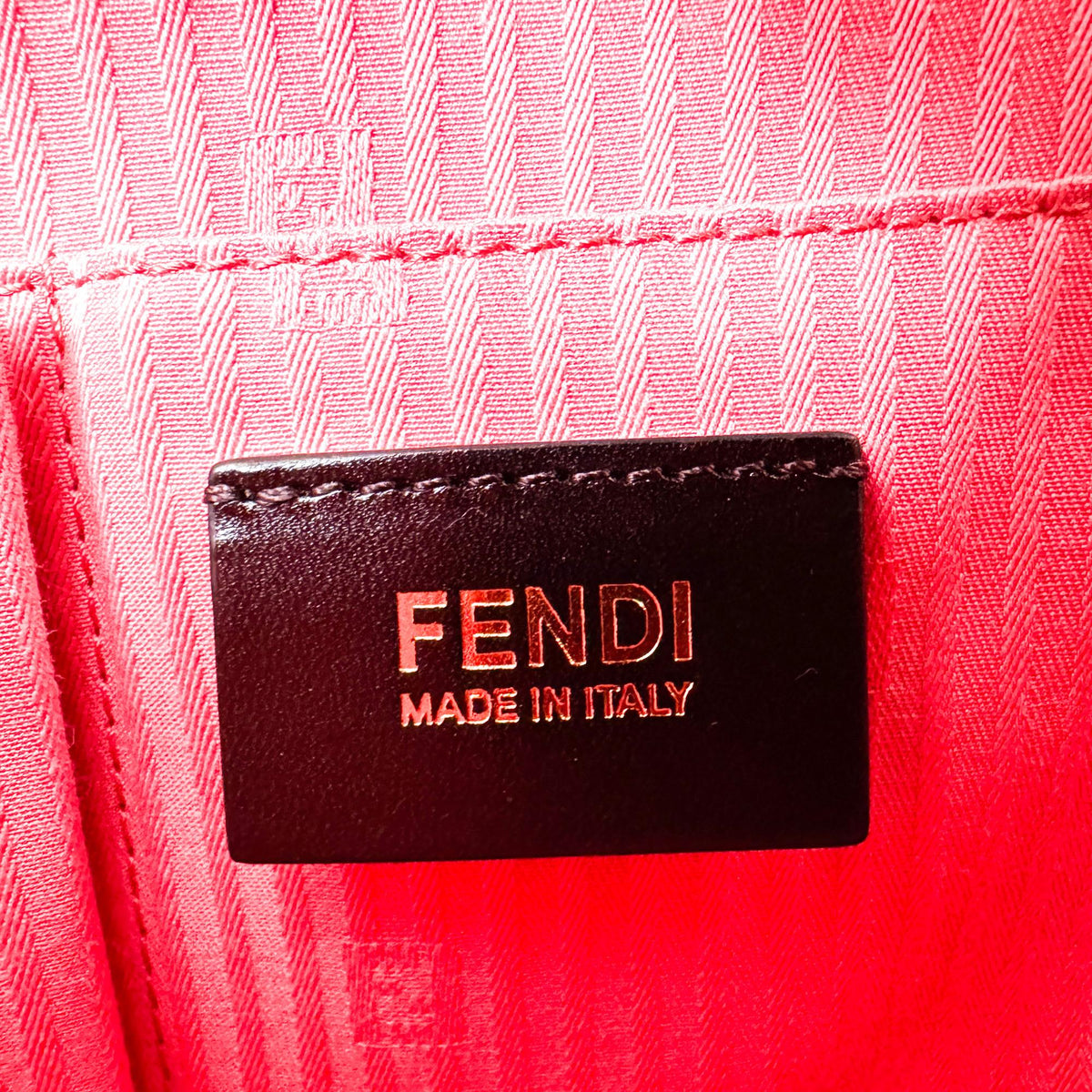 Fendi Medium Toujours Tote Bag Pink