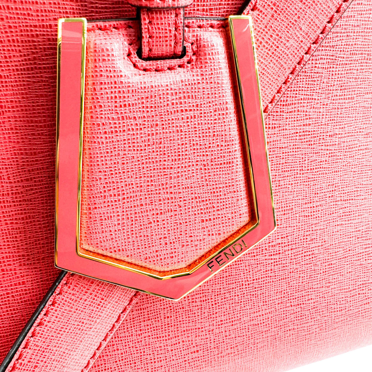 Fendi Medium Toujours Tote Bag Pink