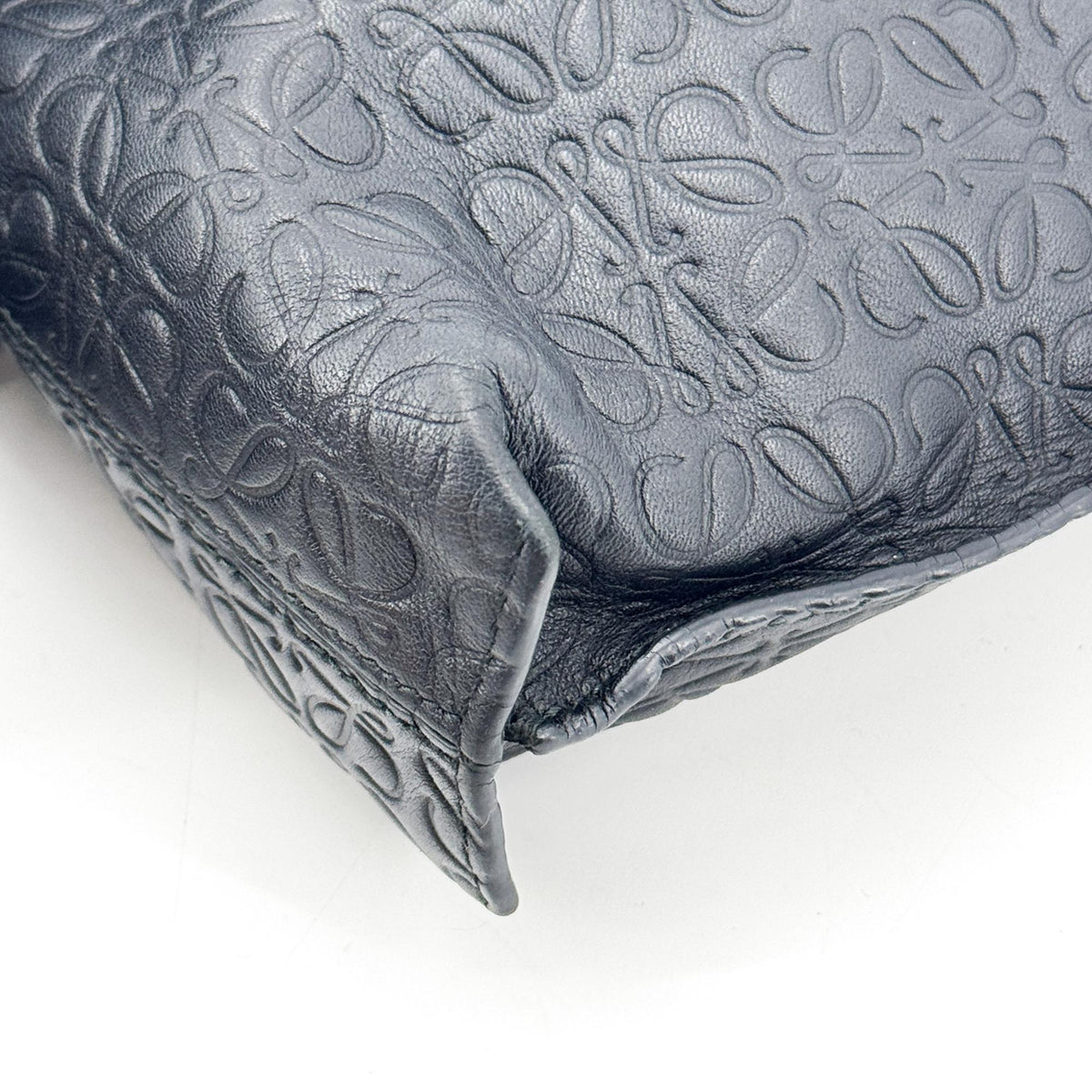 Loewe Tee Clutch Repeat Anagram Black