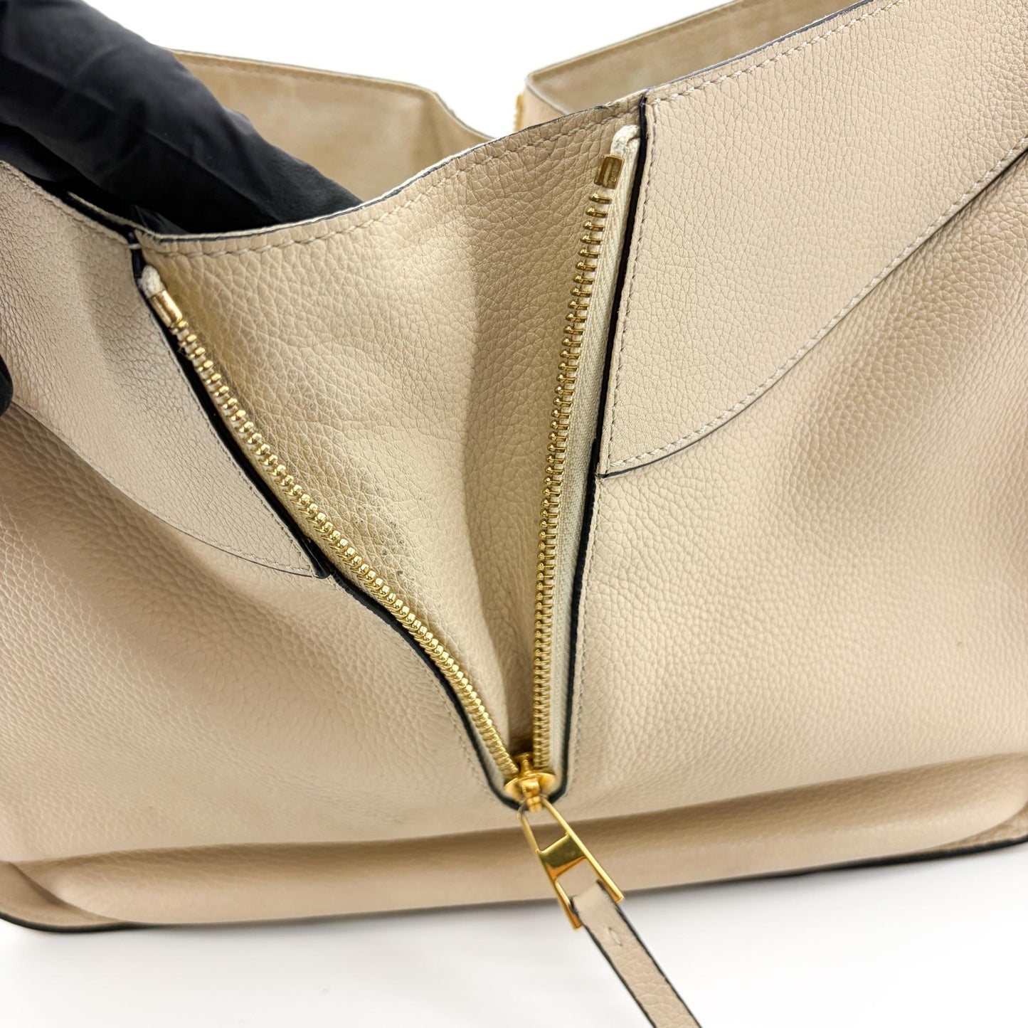 Loewe Medium Hammock Bag Soft Grain Calfskin Sand